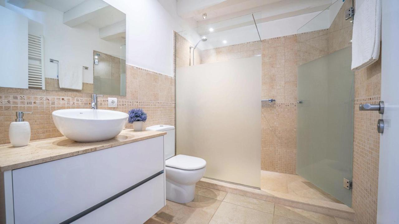 Canacati Villa *